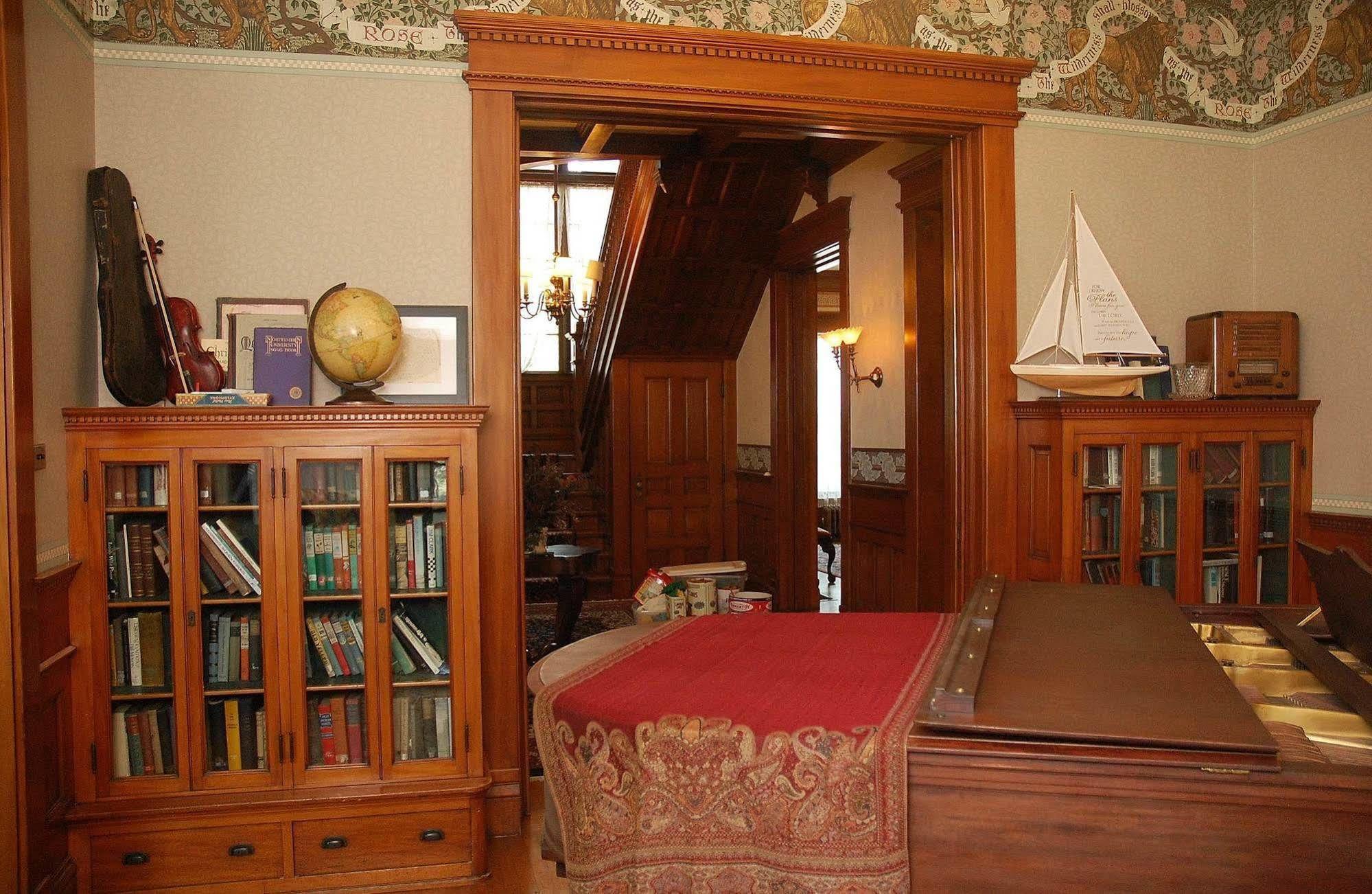 The Grand Anne Bed And Breakfast Keokuk Exterior photo